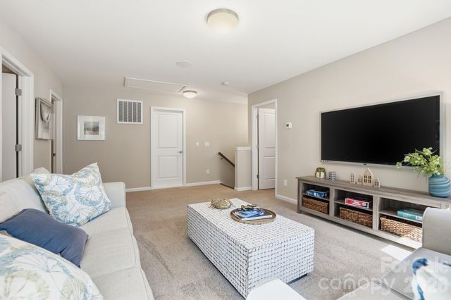 21220 Sanctuary Drive, Lancaster, SC 29720