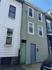 827 Peralta St, East Allegheny, PA 15212