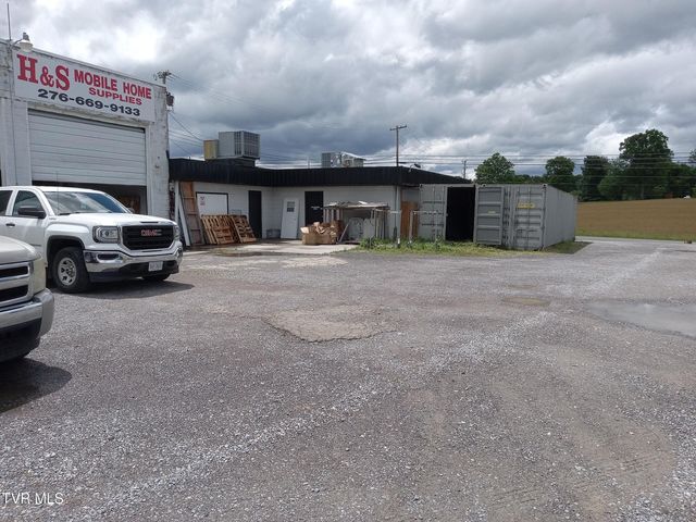 16076 Lee Highway, Bristol, VA 24202
