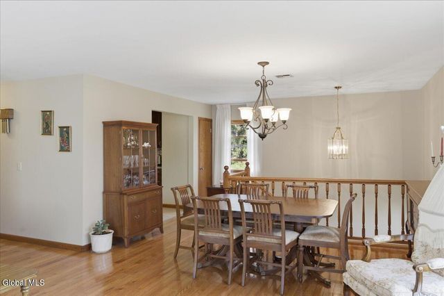 18 Norfolk Street, Guilderland, NY 12203
