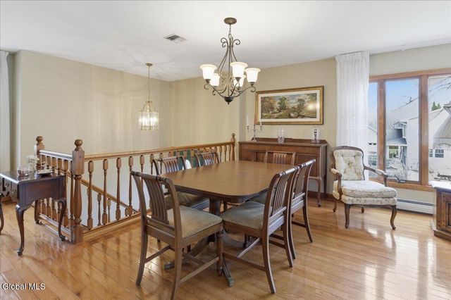18 Norfolk Street, Guilderland, NY 12203