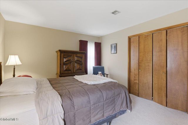 18 Norfolk Street, Guilderland, NY 12203