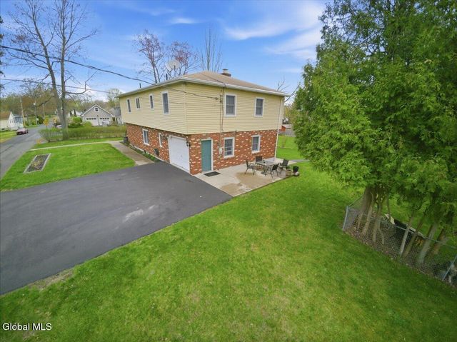18 Norfolk Street, Guilderland, NY 12203
