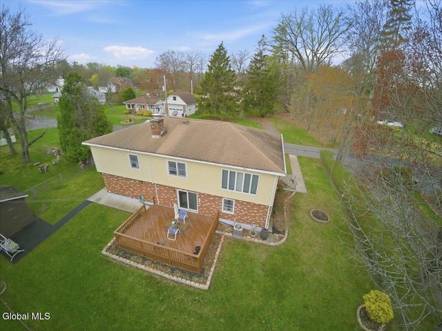 18 Norfolk Street, Guilderland, NY 12203