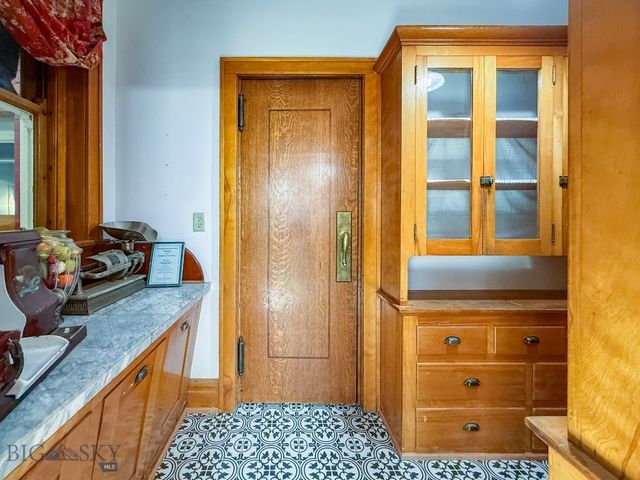 625 3rd Avenue N, Great Falls, MT 59401