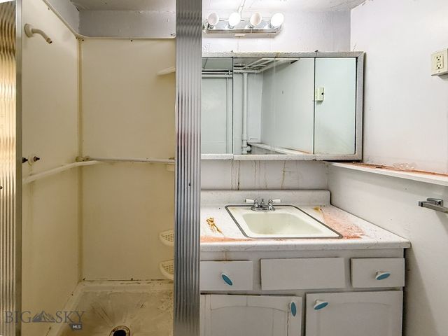 625 3rd Avenue N, Great Falls, MT 59401