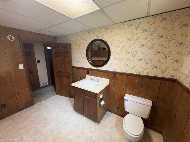 6416 Lamshire Road, Kernersville, NC 27284
