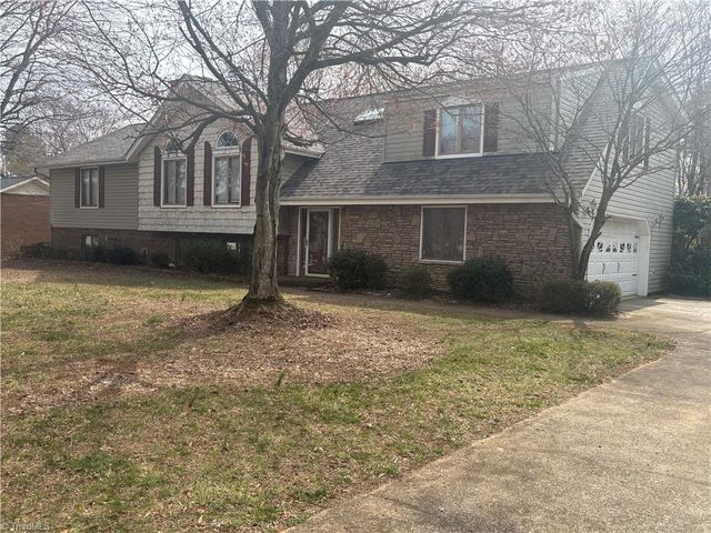 6416 Lamshire Road, Kernersville, NC 27284