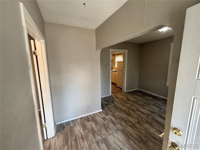 6723 Stratford Avenue, St Louis, MO 63121