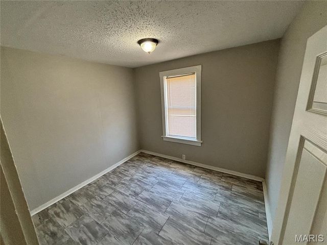 6723 Stratford Avenue, St Louis, MO 63121