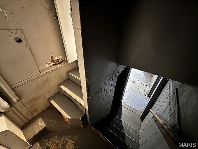 6723 Stratford Avenue, St Louis, MO 63121