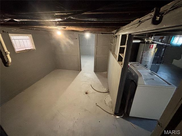 6723 Stratford Avenue, St Louis, MO 63121