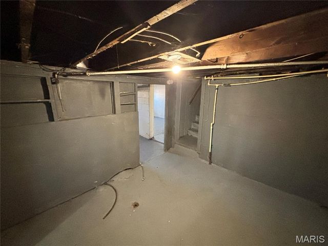 6723 Stratford Avenue, St Louis, MO 63121