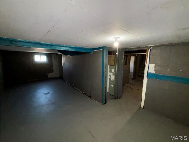 6723 Stratford Avenue, St Louis, MO 63121