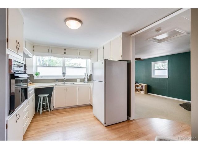 6760 S Foresthill St, Littleton, CO 80120