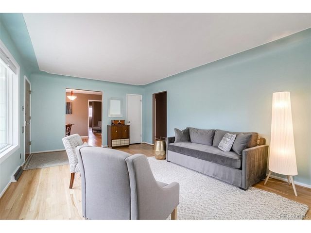 6760 S Foresthill St, Littleton, CO 80120