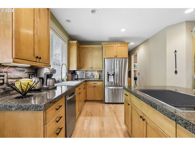 7612 Sw OVIATT Dr, Beaverton, OR 97007