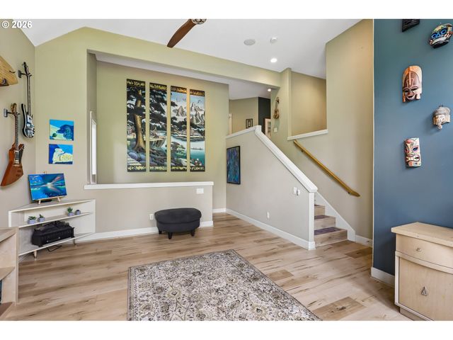 7612 Sw OVIATT Dr, Beaverton, OR 97007