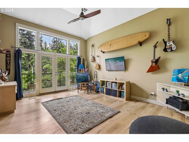 7612 Sw OVIATT Dr, Beaverton, OR 97007