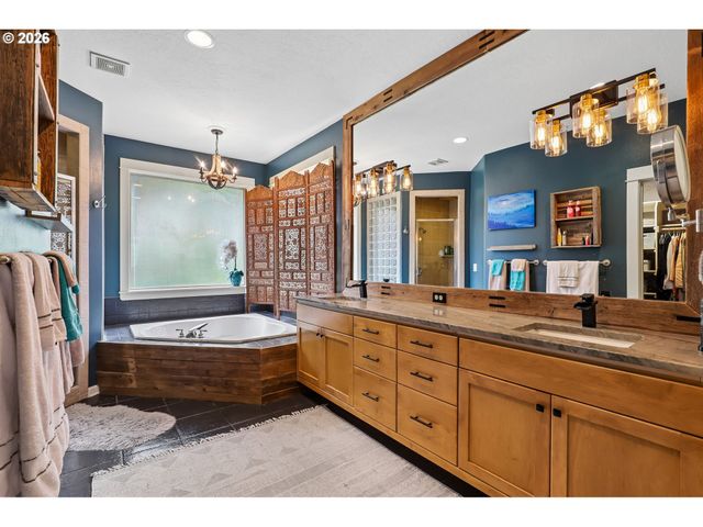 7612 Sw OVIATT Dr, Beaverton, OR 97007