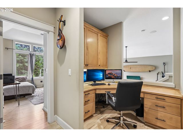 7612 Sw OVIATT Dr, Beaverton, OR 97007