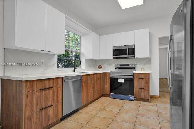 4529 Royal Palm Avenue 4529, Miami Beach, FL 33140