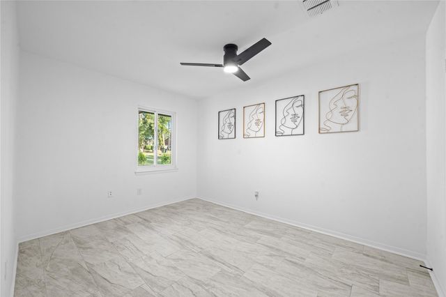 21063 Flaming Arrow Trail, Crosby, TX 77532