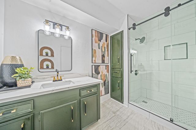 21063 Flaming Arrow Trail, Crosby, TX 77532