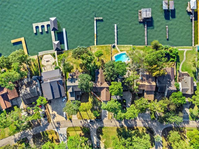 21063 Flaming Arrow Trail, Crosby, TX 77532