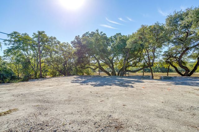 628 Athenia Drive, Fort Worth, TX 76114