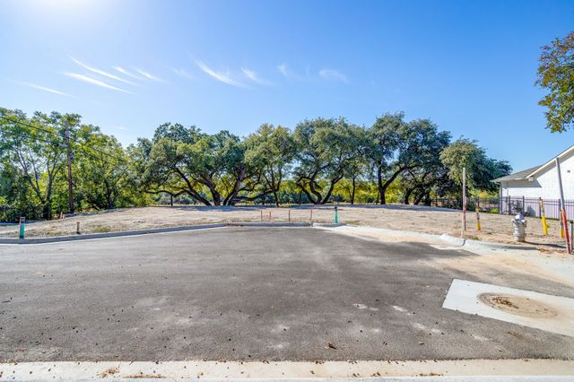 628 Athenia Drive, Fort Worth, TX 76114