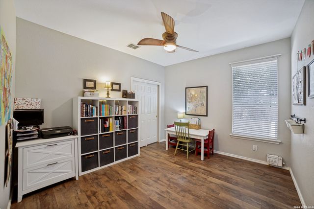 106 Coopers Hawk, San Antonio, TX 78253