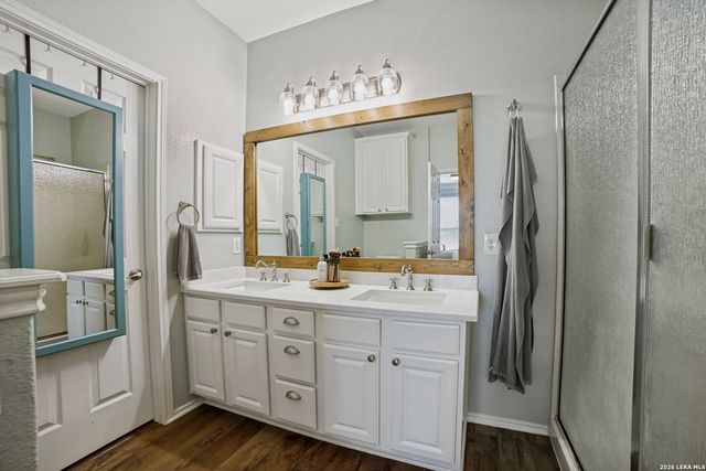 106 Coopers Hawk, San Antonio, TX 78253