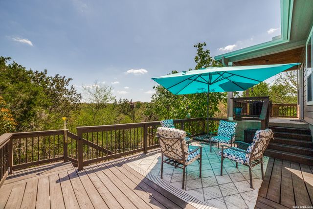 106 Coopers Hawk, San Antonio, TX 78253