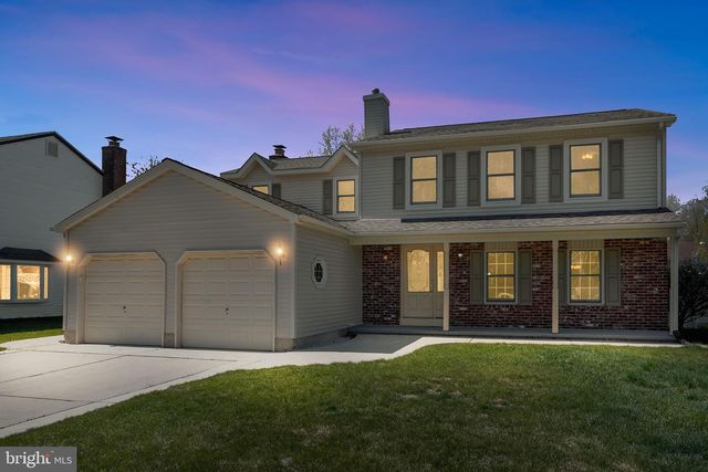 228 MEADOW DR, Mount Laurel, NJ 08054