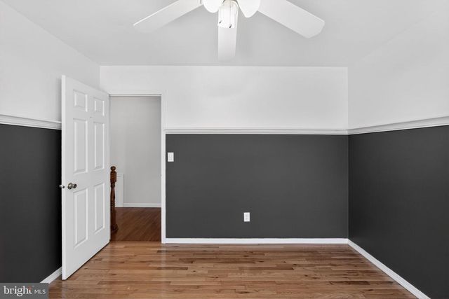 228 MEADOW DR, Mount Laurel, NJ 08054