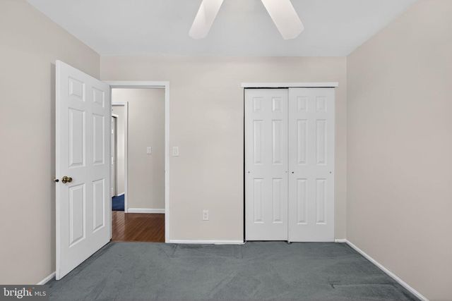 228 MEADOW DR, Mount Laurel, NJ 08054