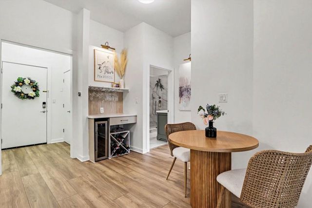 870 Inman Village Parkway NE 424, Atlanta, GA 30307
