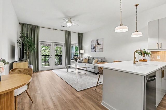 870 Inman Village Parkway NE 424, Atlanta, GA 30307