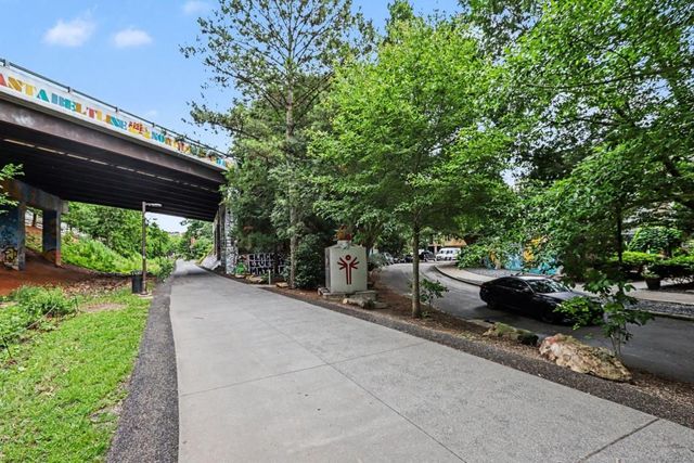 870 Inman Village Parkway NE 424, Atlanta, GA 30307