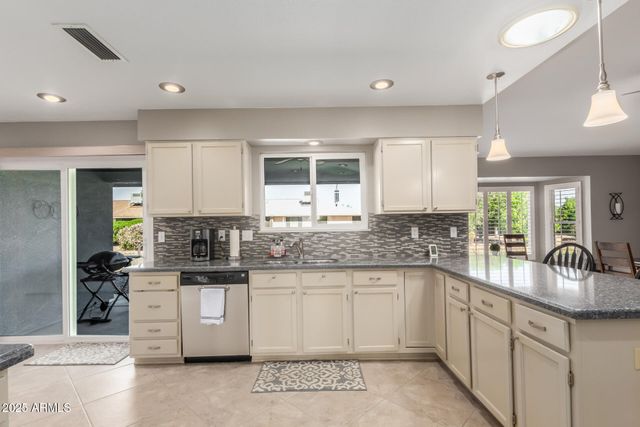 12726 W BLUE BONNET Drive, Sun City West, AZ 85375