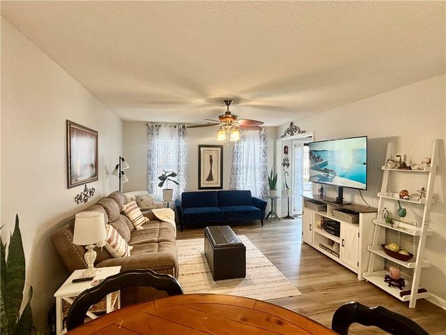 111 Westside Chase SW, Cartersville, GA 30120