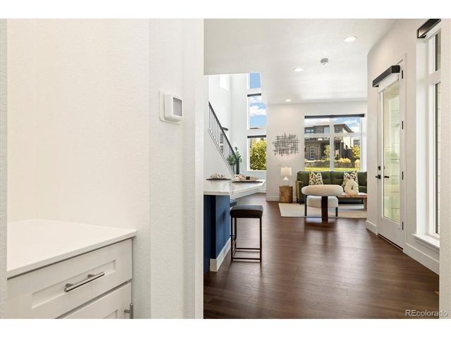 21416 E 61st Dr, Aurora, CO 80019