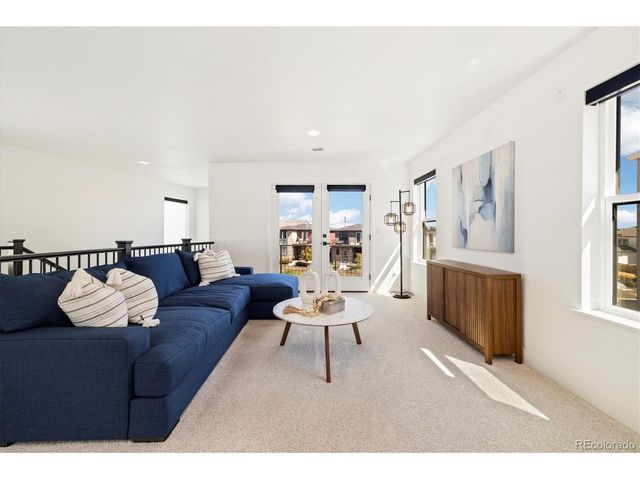 21416 E 61st Dr, Aurora, CO 80019