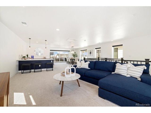 21416 E 61st Dr, Aurora, CO 80019