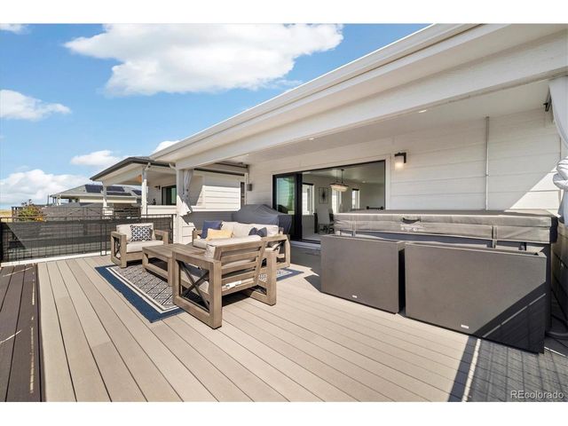 21416 E 61st Dr, Aurora, CO 80019