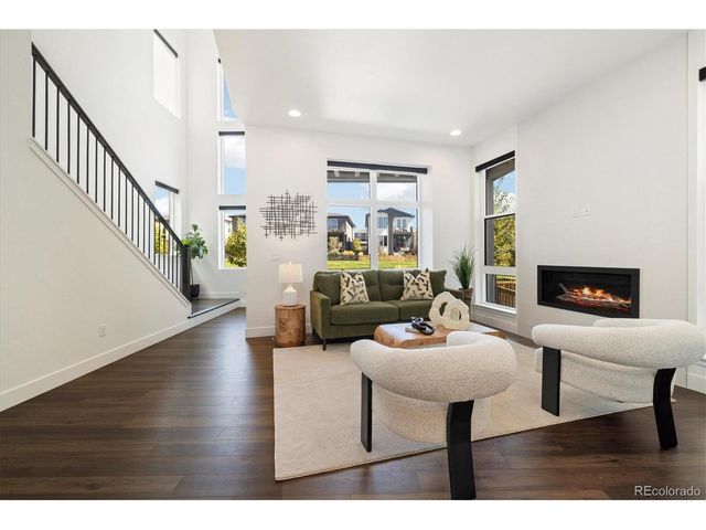 21416 E 61st Dr, Aurora, CO 80019