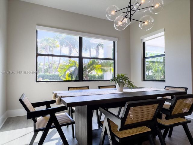 5577 Saint Armands Way, Westlake, FL 33470