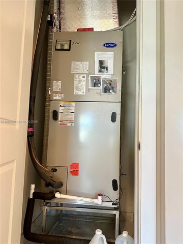 5577 Saint Armands Way, Westlake, FL 33470