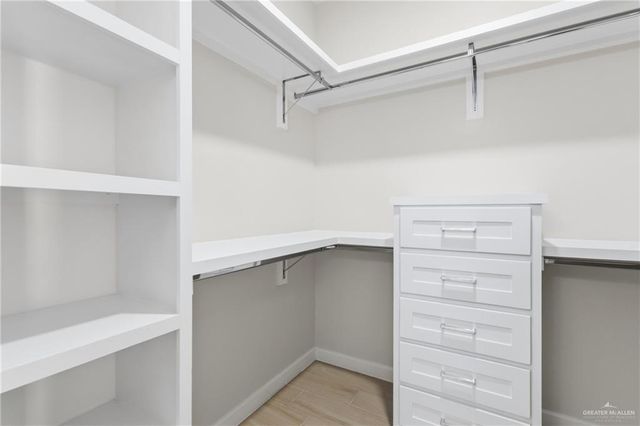 1116 E Evergreen Avenue, San Juan, TX 78589